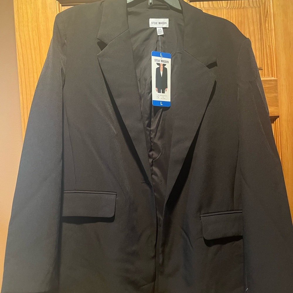 Steve Madden Black Blazer with Notched Lapels